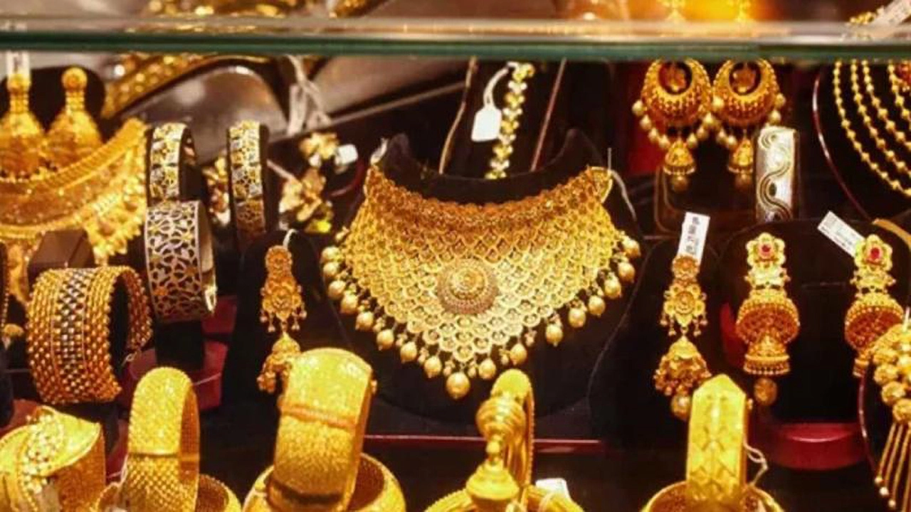 বিশ্ববাজারে ফের কমল স্বর্ণের দাম
