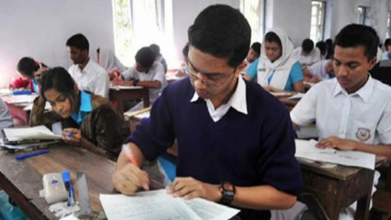 এইচএসসি পরীক্ষার সূচি পরিবর্তনের ভুয়া বিজ্ঞপ্তি