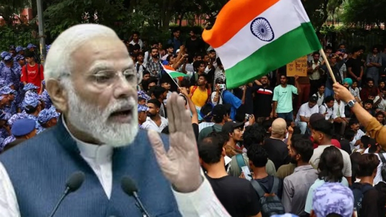 তেলাপোকার চাপে নতি স্বীকার করবে না মোদি সরকার