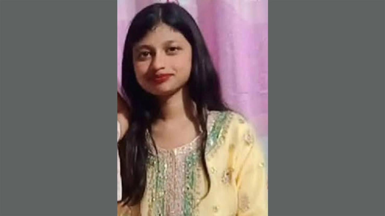 শিশুকে ডেকে নিয়ে সোনার দুল নিয়ে পালাল প্রতারক