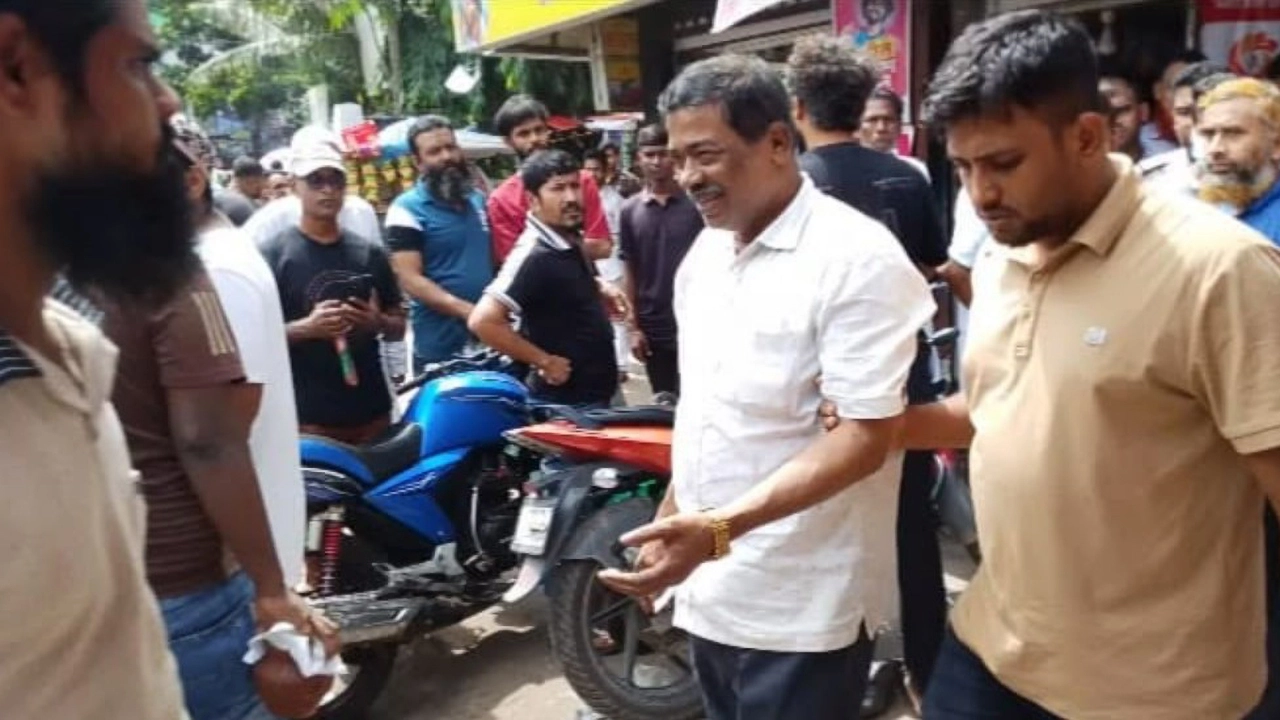 যশোরে লাইসেন্সহীন প্যাথিডিন বিক্রি: দোকানমালিক আটক